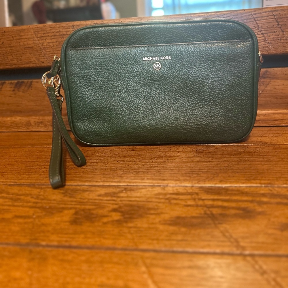 Michael Kors Olive Leather Clutch/Crossbody